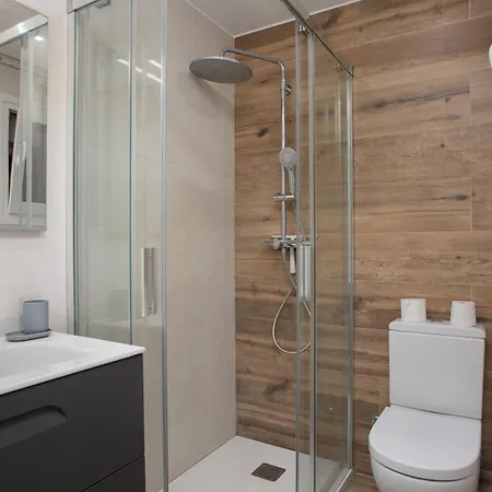 Apartman Ka Mahina A *